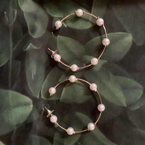 ⭐️Pearl Hoop Earrings